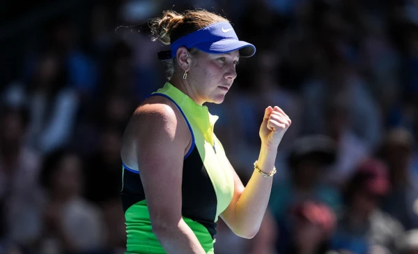 World No. 4 Amanda Anisimova becomes a quarterfinalist at the Australian Open