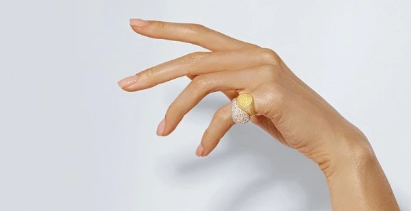 Ring on the Pinky: The Hidden Meaning of the Sign for Men and Women