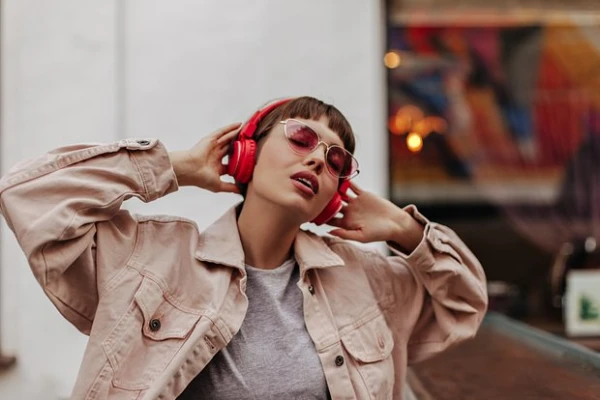 A Simple Way to Quickly Reduce Anxiety Levels Found