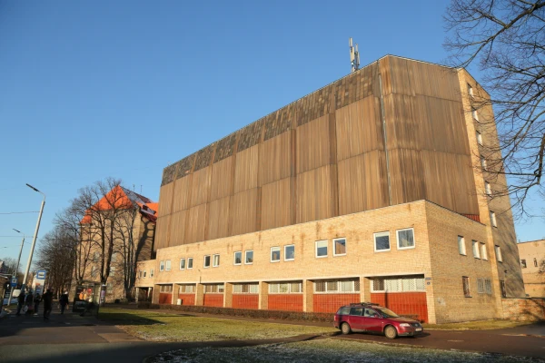 Archivists Shiver from the Cold: Soviet Heating Cannot Warm the State Archive of the Republic of Latvia