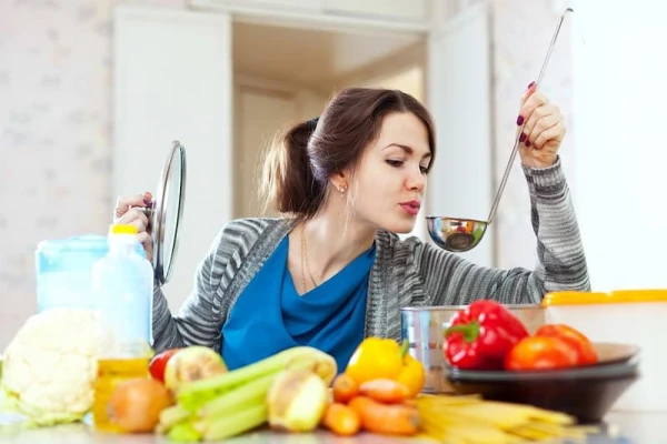 Do this right after boiling — the broth will become much tastier and healthier