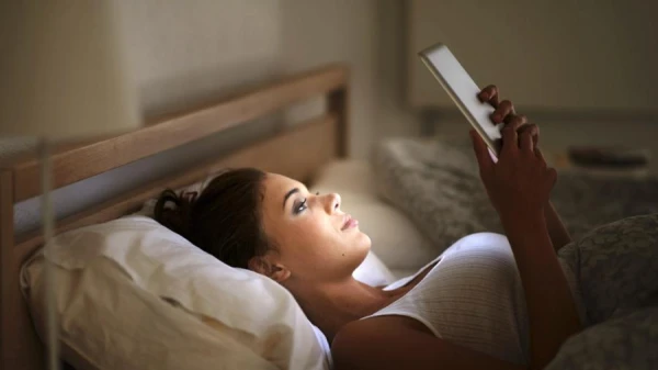 Do gadget screens affect vision?