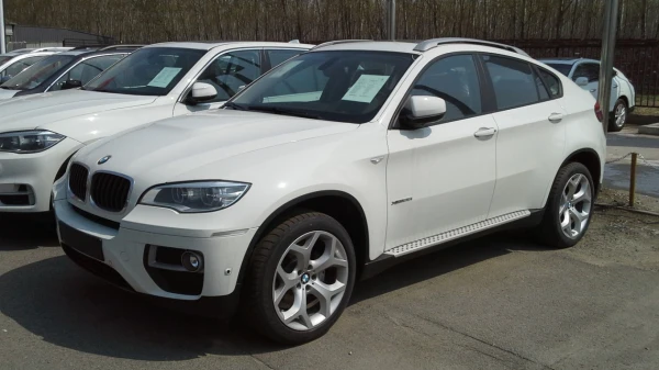 "Боевые машины воров" спустя 4 года войны бороздят просторы РФ.