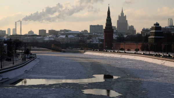 Народное хозяйство замерло как Москва-река.