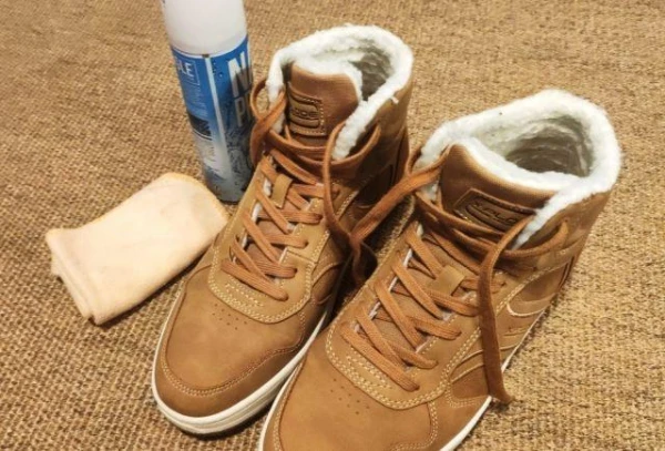How to Remove Salt from Suede Shoes?