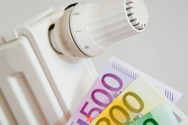 Riga Residents with Heating Debts Will Be Forgiven Penalty Interest - Under What Condition?