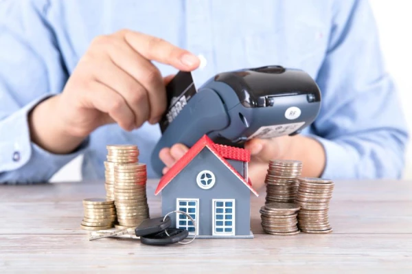 Southerners and Northerners of the Baltic: Attitudes Toward Credit Vary Across Three Countries