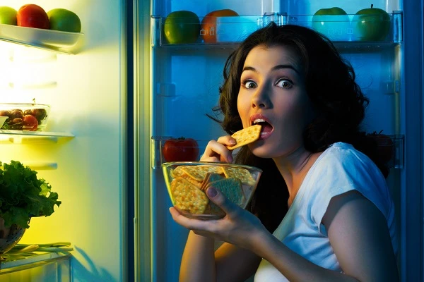 Nighttime Cravings: How to Cope When a Beastly Appetite Awakens