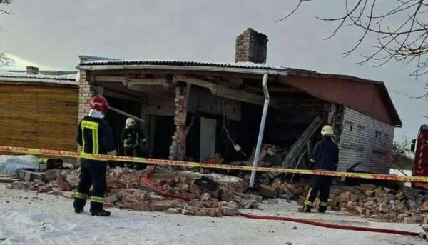 Residents and police have theories about the cause of the explosion at the store in Pastende