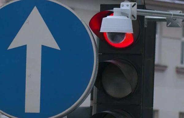 Refund the Money! The Red Light Camera Trap in Majori Has Been Removed. Will the Fines Be Returned?