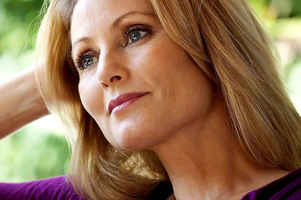 Hormonal Balance in Women: Expert Recommendations on Nutrition, Sleep, and Lifestyle