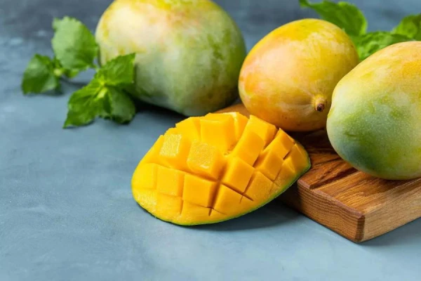 The Benefits of Mango and Its Incompatibility with Alcohol