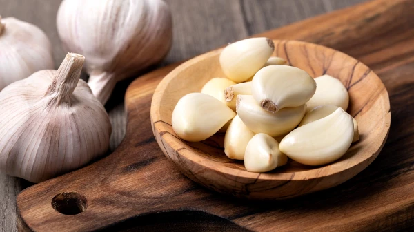 Garlic Consumption May Lower Levels of 'Bad' Cholesterol