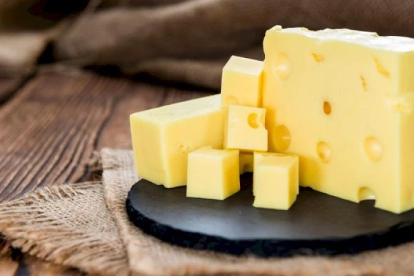 Why Cheese May Contribute to Weight Gain — Dietitians Explain