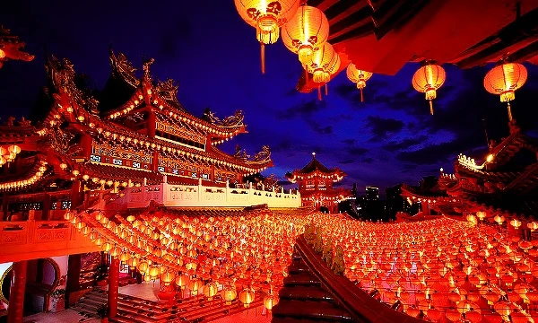 Гостей из-за рубежа ждет масса праздничных мероприятий.