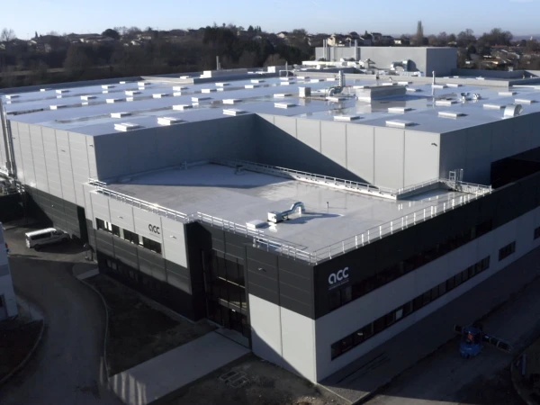 Two Battery Manufacturing Plants for Electric Cars Are Closing in Europe: Poor Sales