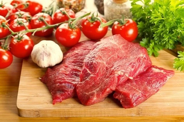 Red Meat in the Diet: Benefits, Risks, and Dietitian Tips