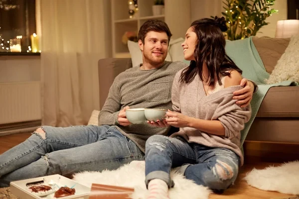 From Rituals to Open Questions: The Psychology of Closeness in Couples