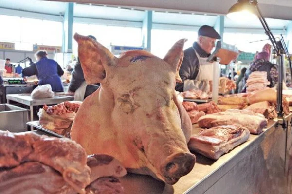 Why do Jews and Muslims avoid pork?