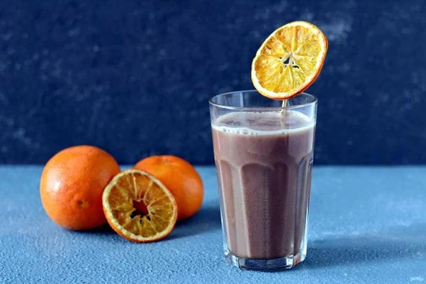 Juniper Tea, Coffee Smoothie, and 3 More Drinks for Morning Alertness