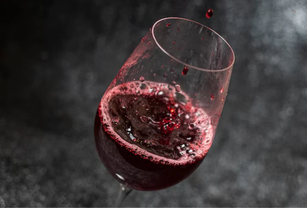 Cardiologist Settles Debate on the Benefits of Red Wine for the Heart