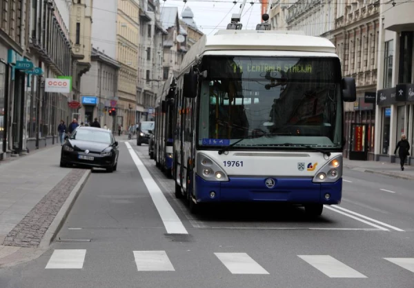 A Trolleybus Caught Fire in Riga: What Happened to the Passengers?