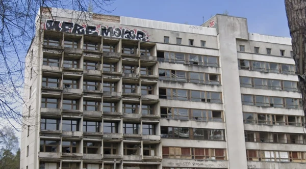 Youth Planned a Masquerade for Valentine's Day in a 'Abandoned' Building in Jurmala, but the Police Found Out