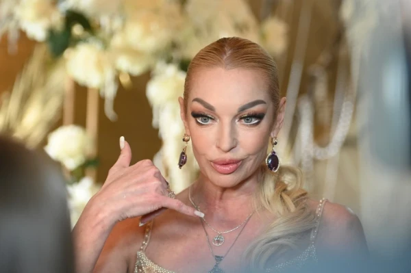 Анастасия Юрьевна всегда на связи.