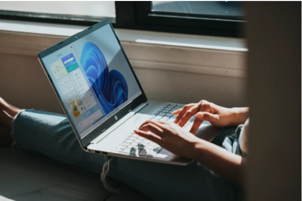 The Mystery of the Undeletable Windows Folder Revealed