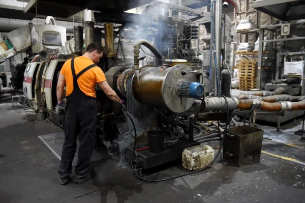 The growth of industrial production in Latvia is lower than the EU average