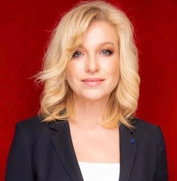 Regina Lochmele Joined the Schlesers Team