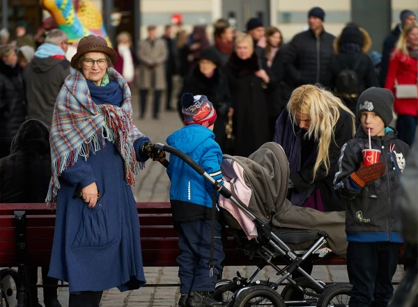Pensions to distribute, abstaining to prohibit, kindergartens not to close – what the people of Latvia want