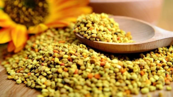 Why Bee Pollen is Added to Food