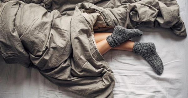 Sleeping in Socks Proves Beneficial for Insomnia