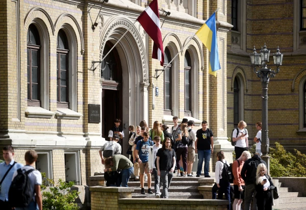 We Are Not Locals: Indians, Uzbeks, and... Russians Seek Knowledge in Latvia