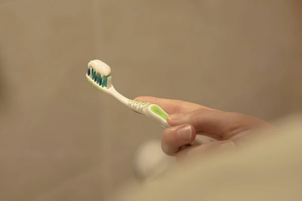 The Optimal Frequency for Changing Your Toothbrush Has Been Named