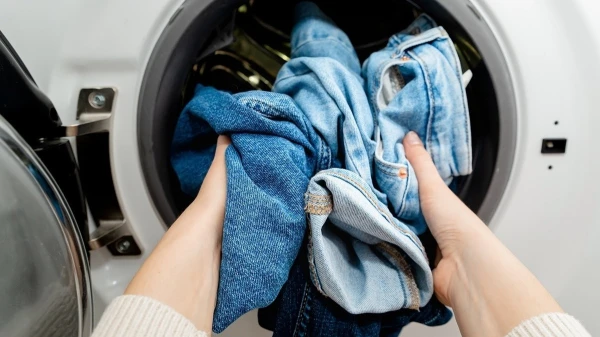 The Biggest Mistake When Washing Jeans That You Didn’t Even Realize