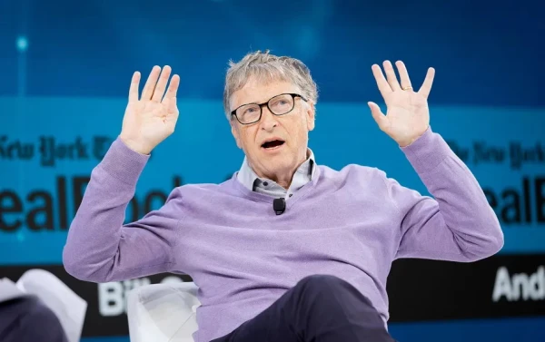 Shock at Foundation Meeting: Bill Gates Apologizes for Ties to Jeffrey Epstein and 'Affairs with Russian Women'