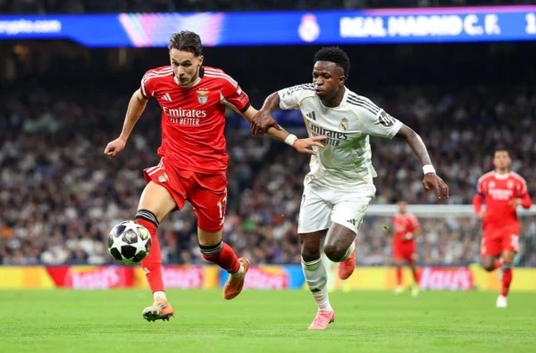 Champions League. Madrid's Real Madrid advanced to the Round of 16