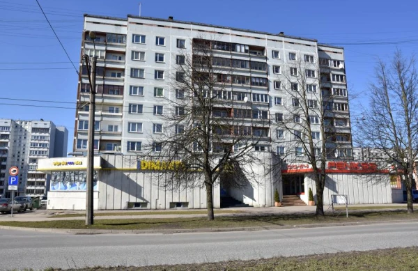 Why 20,000 Municipal Apartments Are Left Vacant?