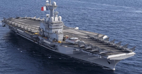 A drone flew towards the only French aircraft carrier: Russia is suspected of foul play