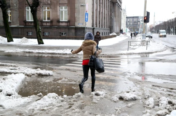 A thaw will intensify in Latvia, with rain in some areas and icy conditions