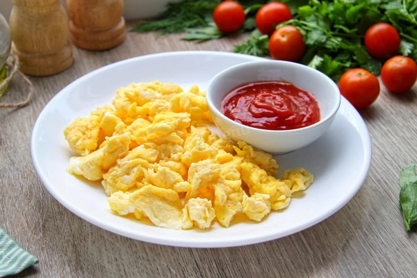 Fluffy and Tender: 11 Unexpected Additions for the Perfect Scrambled Eggs