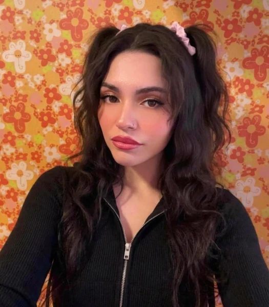 "Я сказала ему, что люблю его, и он ответил взаимностью, и мы оба знали, что это правда".