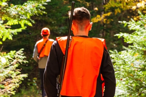 Wild animals clearly distinguish how dangerous humans are nearby