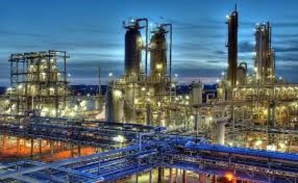 Iran Attacked the Largest Oil Refinery in Saudi Arabia