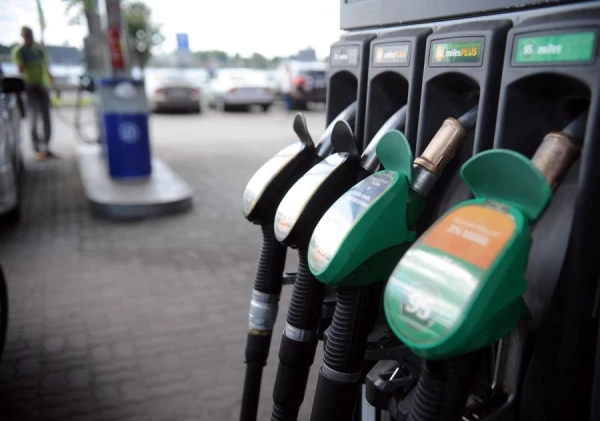 Echo of the Iranian War: Latvian Gas Stations Alarm Drivers with Inevitable Price Hikes