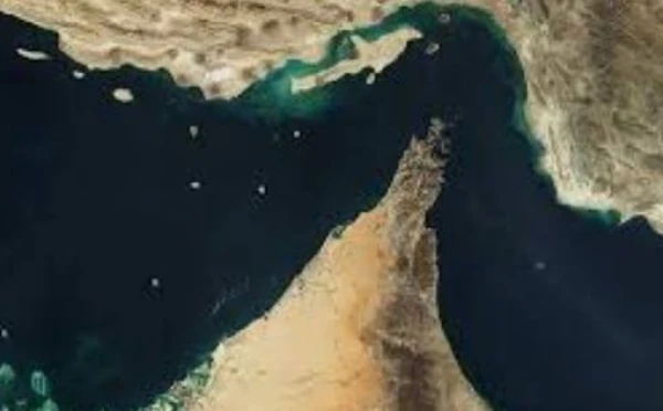 Bloomberg: China demands Iran not to close the Strait of Hormuz