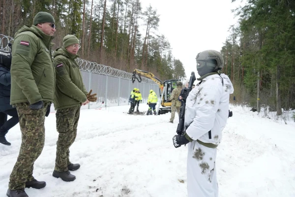 Эдгар Ринкевич лично инспектирует границу с Россией.