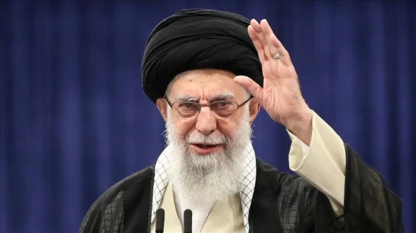 Аятоллу Хаменеи и его семью убили внезапными бомбардировками США и Израиля